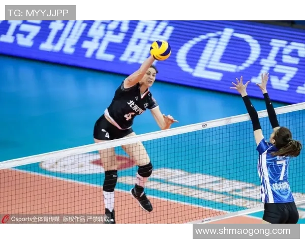 成都排球队的节奏揭秘：深度解析排球运动的魅力与技巧