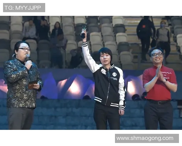 杨芳专访：从新手到职业选手的DOTA2成长之路回顾