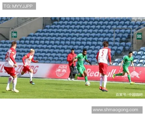 国安迎战萨尔茨堡全力争胜力图在主场取得关键三分