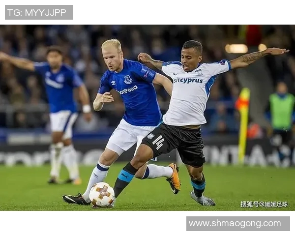 海法夏普尔与夏拿的精彩对决揭示足球战术与团队合作的魅力 海法夏普尔与夏拿的精彩对决揭示足球战术与团队合作的魅力