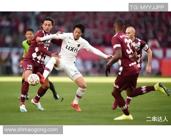 蔚蓝现代与神户胜利的巅峰对决展现足球魅力与团队精神的较量