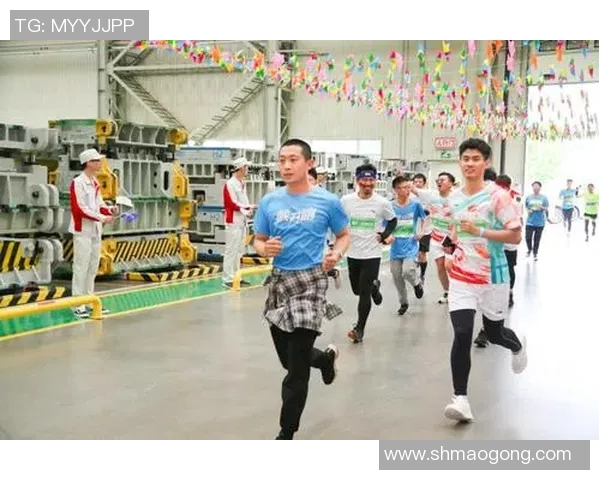 重庆攀岩队的成长历程与城市马拉松的激情碰撞故事 重庆攀岩队的成长历程与城市马拉松的激情碰撞故事